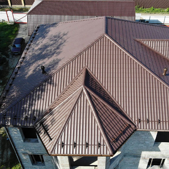 Монтаж сложной крыши и кровли в Котельниче и Кировской области